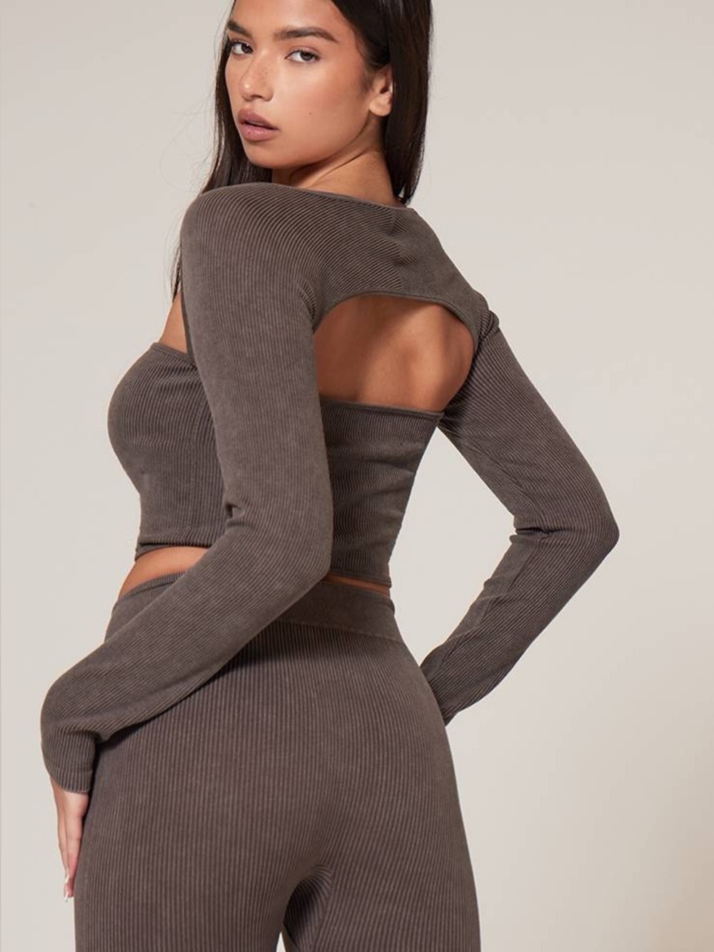 Pretty Little Thing Contour Rib Sleeve Detail Crop Top CREAM Large NWT IN PKG - Picture 2 of 11
